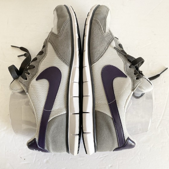 Vtg Nike Eclipse Women Size‎ 7 Purple Gray Athletic Shoes 324857-052 Running - Picture 3 of 8
